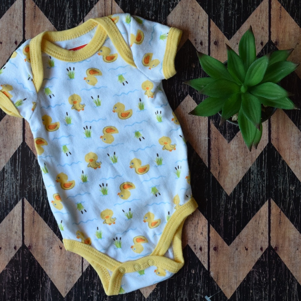 Swiggles 3 month White Ducky Print Onsie